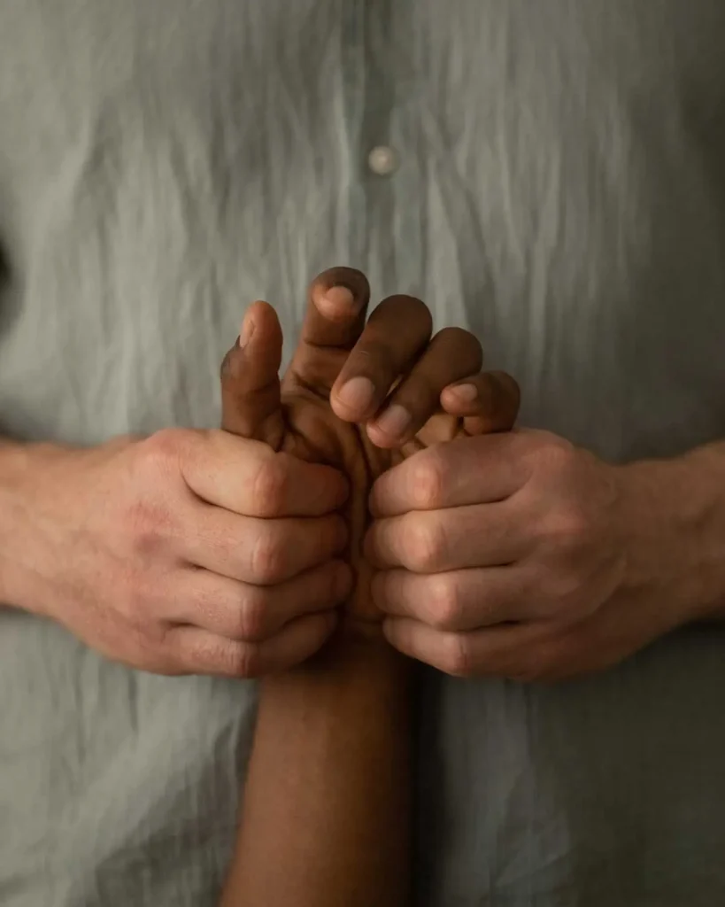 masaje de mano viva masaje hand massage seville